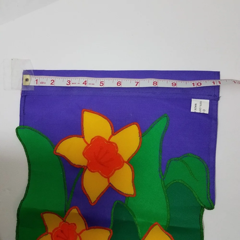 Mini Daffodil Garden Flag 11 x 15 nwot